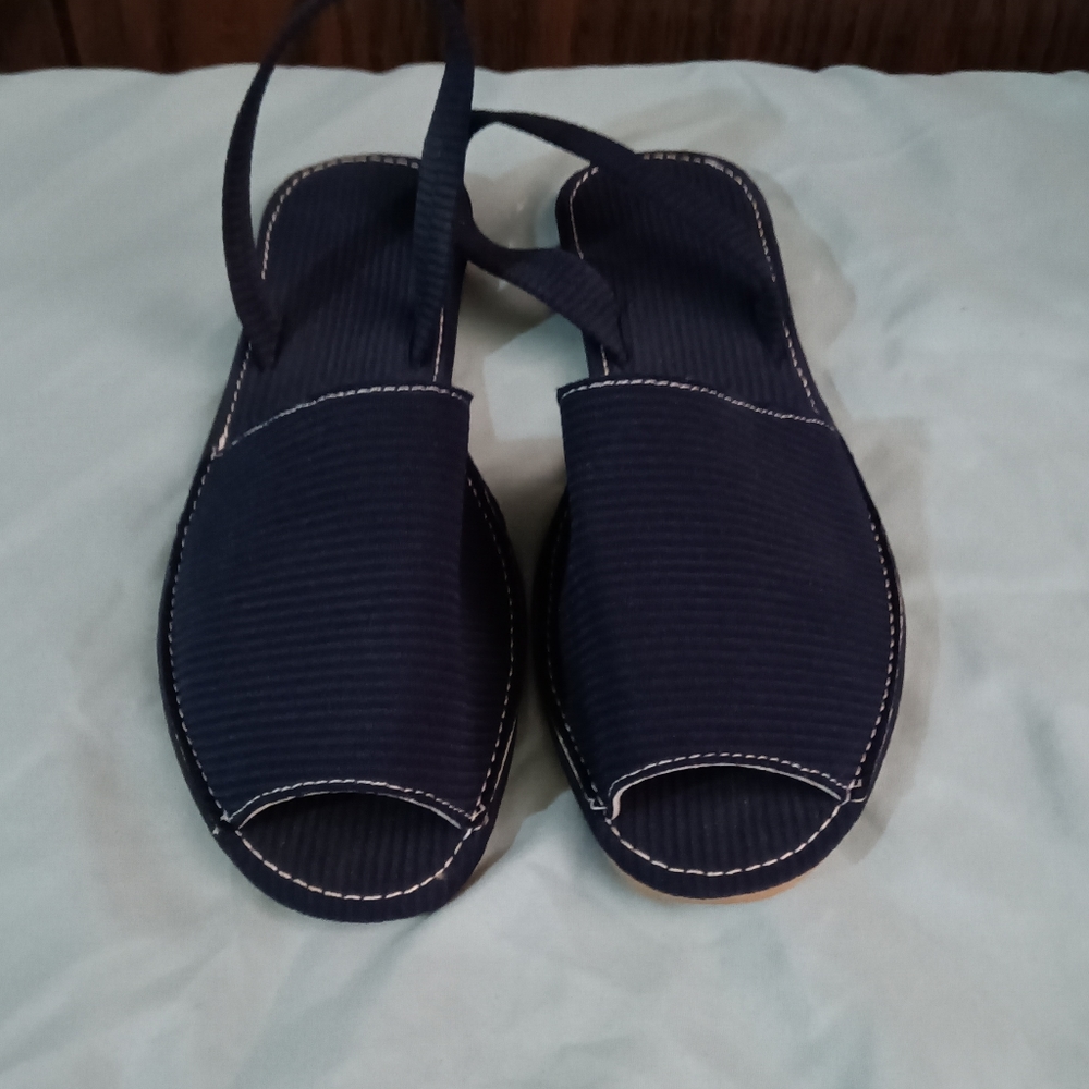 NWOT navy blue sandals